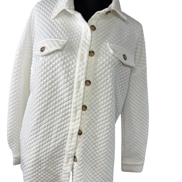 White Quilted Blazer with Relaxed Fit - Picture 3 of 7